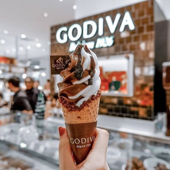 godiva 2020 bear