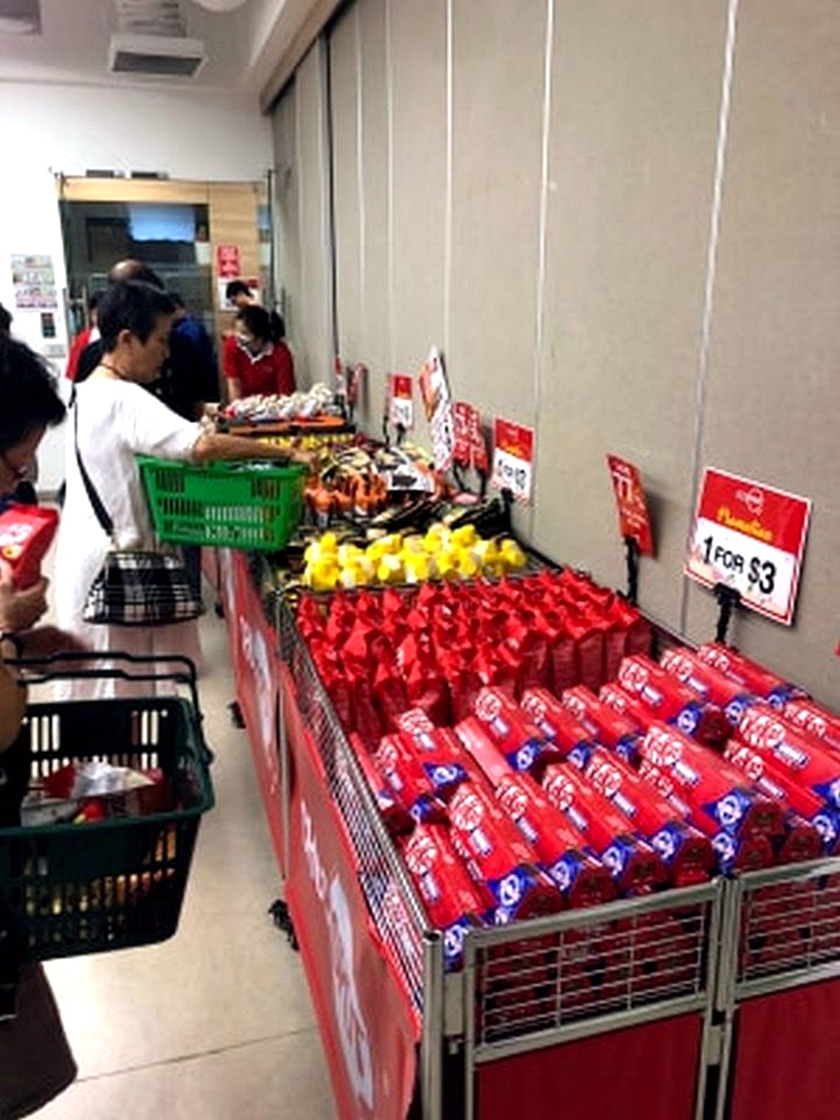 Choc-Spot-Warehouse-Sale-Singapore-2020-Clearance-Chocolate-Candy-Discounts-003 24 Jul-2 Aug 2020: Choc Spot Warehouse Sale! Up to 80% off Chocolates, Sweets, Chips, Biscuits!