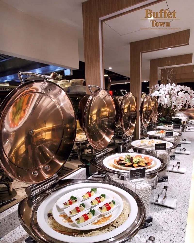 Buffet-Town-Raffles-City-Singapore-Warehouse-Sale-Clearance-All-You-Can-Eat-2021-Promoton-Deals-2-Person-Pax-Discounts-005 Now till 31st Jul 2021: Buffet Town at Raffles City reopens with a two-person buffet deal Promo starting at S$55 nett