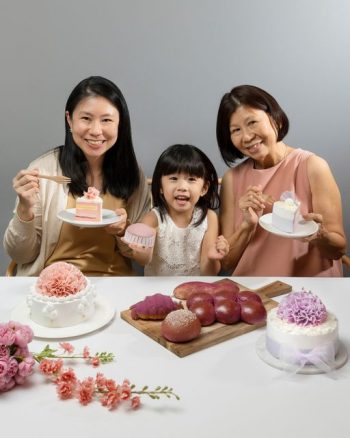 11-Apr-2022-Onward-BreadTalk-Mothers-Day-cakes-Promotion-350x438 11-24 Apr 2022: BreadTalk Mother's Day cakes Promotion