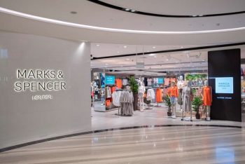 Marks-Spencer-Closing-Down-Sale-Jewel-Changi-Airport-Singapore-Clearance-Warehouse-Discounts-001-350x234 Now till 19 Feb 2023: Marks & Spencer Moving On Clearance Sale! Up to 50% OFF at Jewel Changi Airport