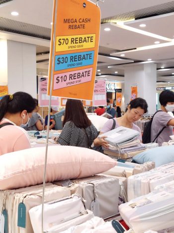 Akemi-Uchi-Hooga-Warehouse-Sale-2023-Singapore-Clearance-Bedding-Home-Living-Pillows-5-350x467 21-26 Mar 2023: AKEMI UCHI & HOOGA Warehouse Sale: The WAREHOUSE Fiesta! Up to 70% OFF at Suntec City