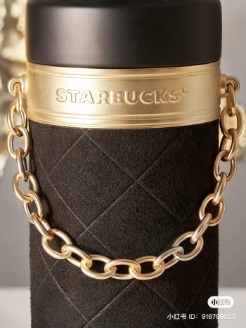 Starbucks-Chinas-Limited-Edition-Black-Gold-Thermos-Bottle-with-Chain-on-Shopee-3-350x467 26 Dec 2023 Onward: Starbucks China’s Limited Edition Black Gold Thermos Bottle with Chain on Shopee