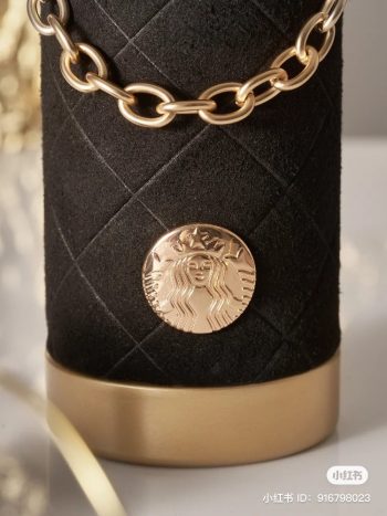 Starbucks-Chinas-Limited-Edition-Black-Gold-Thermos-Bottle-with-Chain-on-Shopee-4-350x467 26 Dec 2023 Onward: Starbucks China’s Limited Edition Black Gold Thermos Bottle with Chain on Shopee