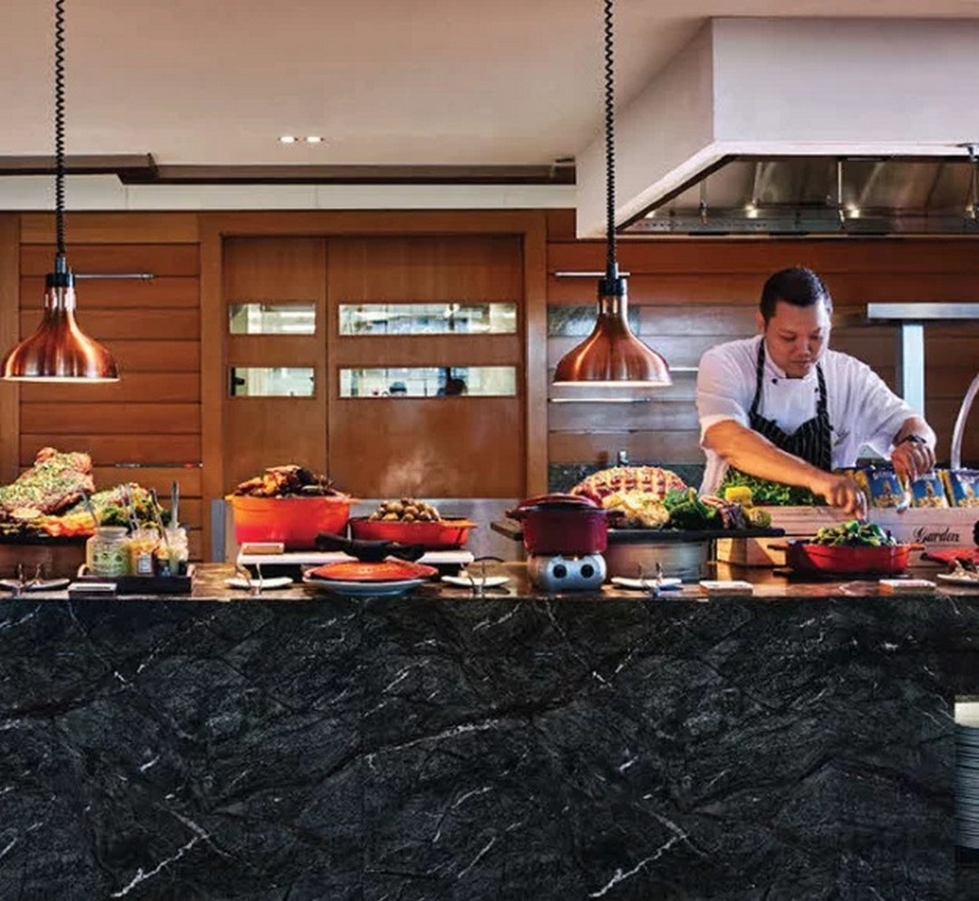 5-2 20–31 December 2025: DBS & POSB Cardholders: 1-for-1 Buffet Dining Deals Across Singapore: Sale & Promotion at Selected Restaurants, CBD, Robertson Quay, City Centre & Changi