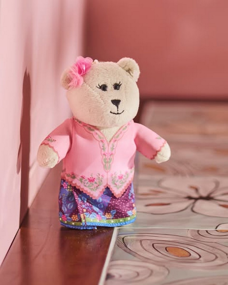 Starbucks-Singapore-Peranakan-Collection-Launch-2 25 February 2026 onwards: Starbucks Singapore Peranakan Collection Launch: Special Merchandise Release and Celebration of Heritage