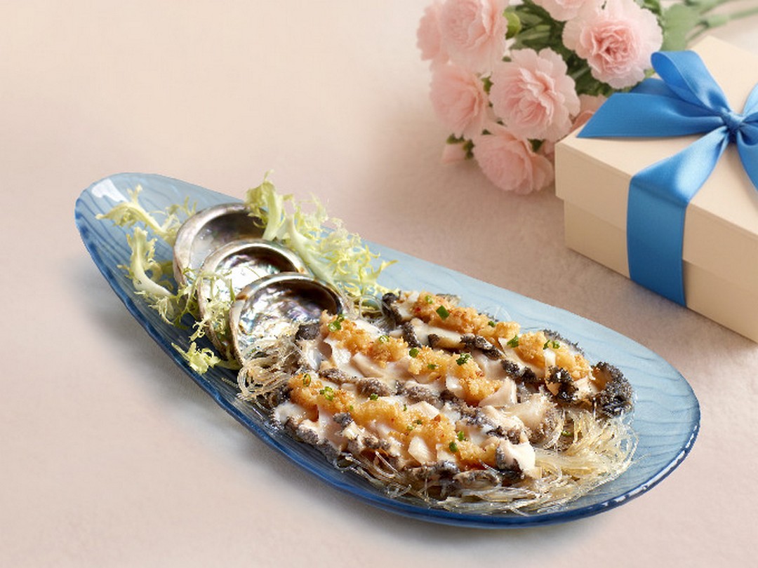 Seafood-Paradise-Singapore-Complimentary-Steamed-Abalone-Promotion 4 May – 28 June 2026: Seafood Paradise Singapore Complimentary Steamed Abalone Promotion with Minimum S$60 Spend at Clarke Quay and VivoCity