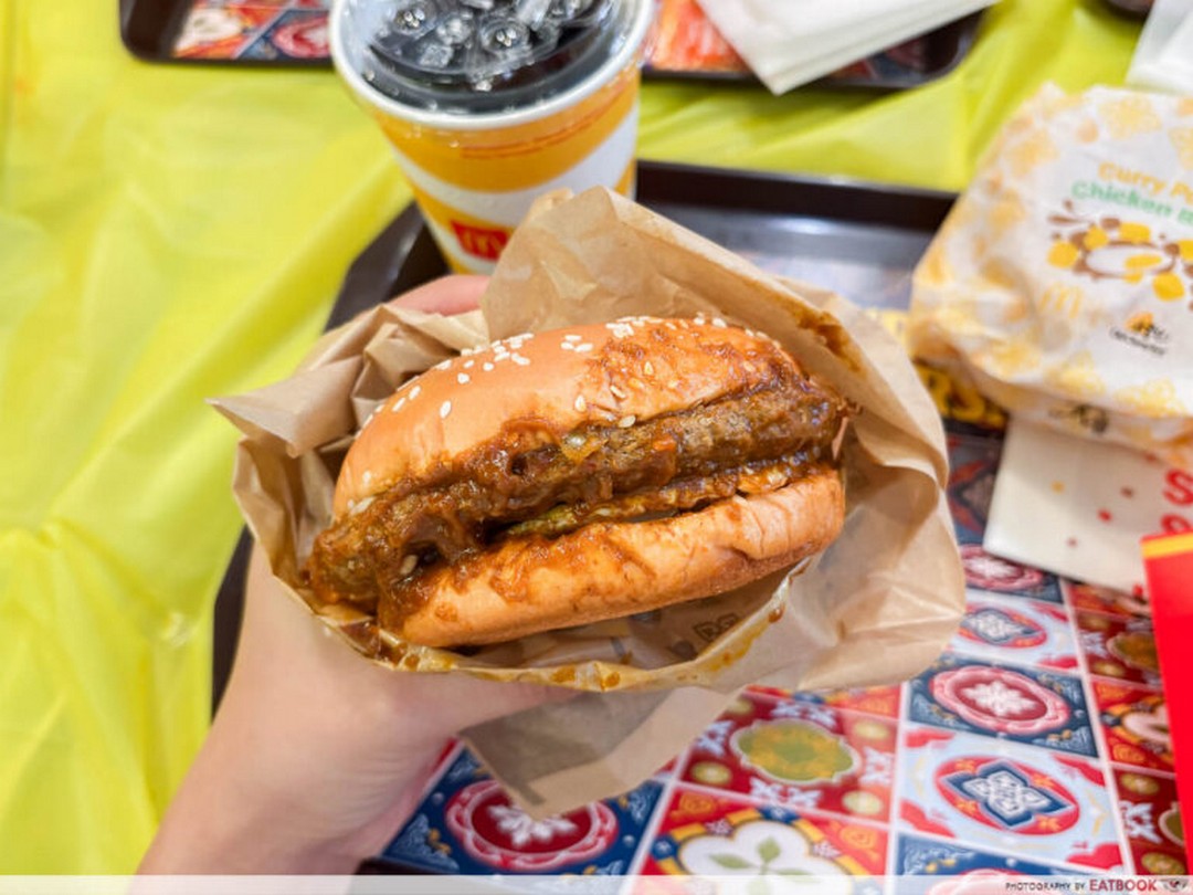 McDonalds-x-Old-Chang-Kee-National-Day-Collaboration-Promotion-3 9 July 2026 onwards: McDonald's x Old Chang Kee National Day Collaboration Promotion – Curry-Inspired Burgers, Exclusive Collectibles and New Seasonal Treats in Singapore