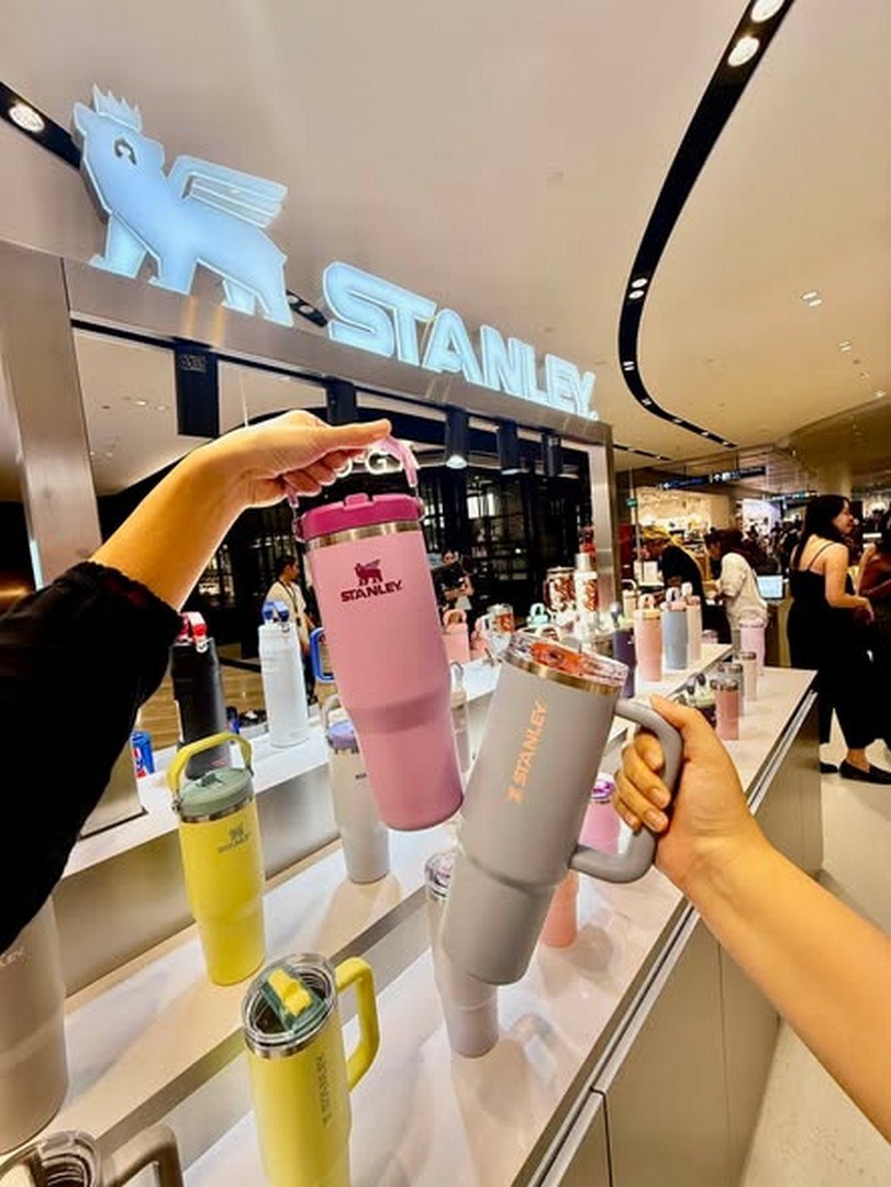 Stanley-1913-Grand-Opening-Giveaway-at-Jewel-Changi-Airport-1 20 July–3 August 2026: Stanley 1913 Grand Opening Giveaway at Jewel Changi Airport – Pop-Up Event, Free Engraving Promotion and Chance to Win a Stanley 30oz Quencher 2.0