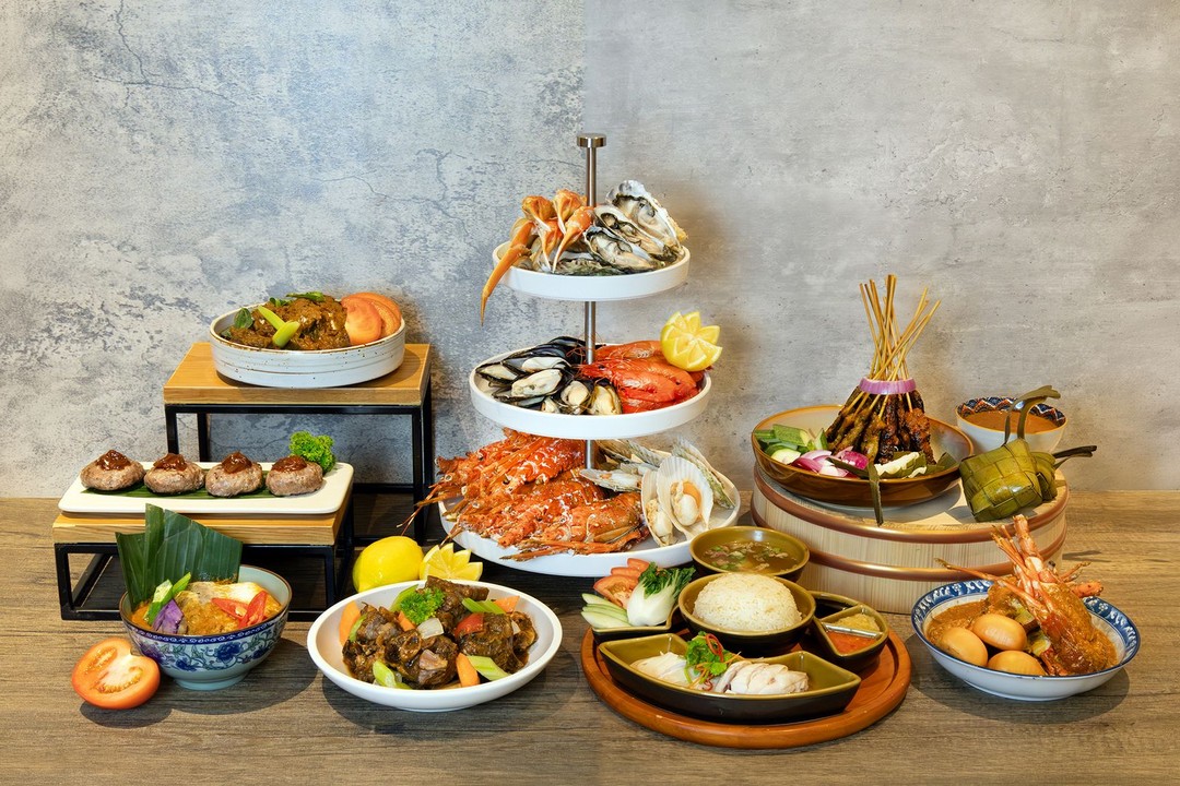 Atrium-Restaurant-at-Holiday-Inn-Singapore-Atrium 10 September-22 November 2026: Atrium Restaurant at Holiday Inn Singapore Atrium: 1-for-1 Dinner Buffet Promotion with Premium Seafood