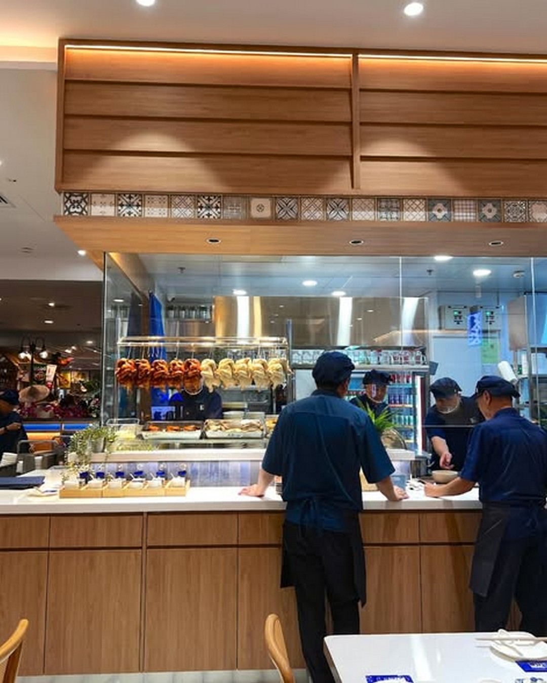 Tian-Tian-Hainanese-Chicken-Rice-Grand-Opening-Promotion-2 22-23 August 2026: Tian Tian Hainanese Chicken Rice: Grand Opening Promotion with 88 Free Chicken Rice Packets at Jewel Changi Airport