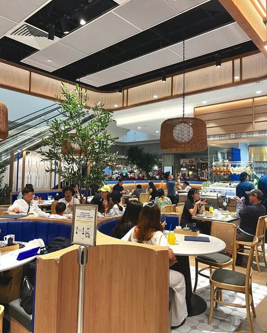 Tian-Tian-Hainanese-Chicken-Rice-Grand-Opening-Promotion-3 22-23 August 2026: Tian Tian Hainanese Chicken Rice: Grand Opening Promotion with 88 Free Chicken Rice Packets at Jewel Changi Airport