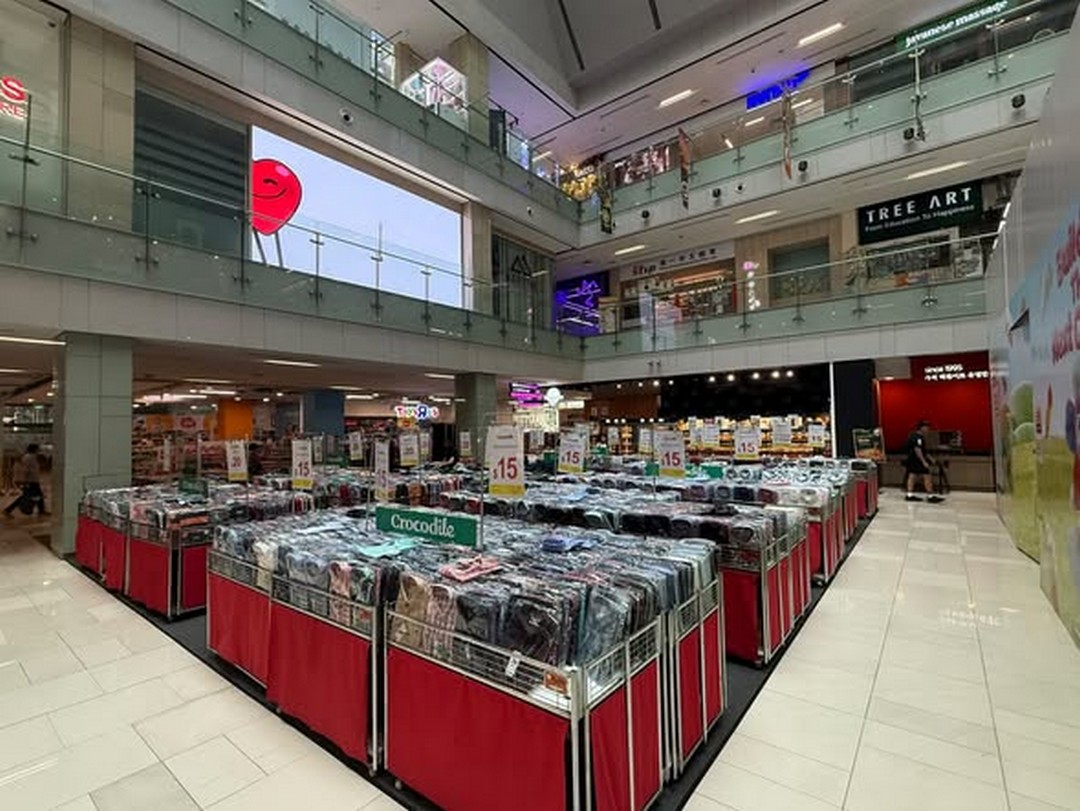 Crocodile-Branded-Menswear-Luggage-Mega-Sale 28 September-4 October 2026: Crocodile: Branded Menswear & Luggage Mega Sale Up to 70% Off at KINEX Mall