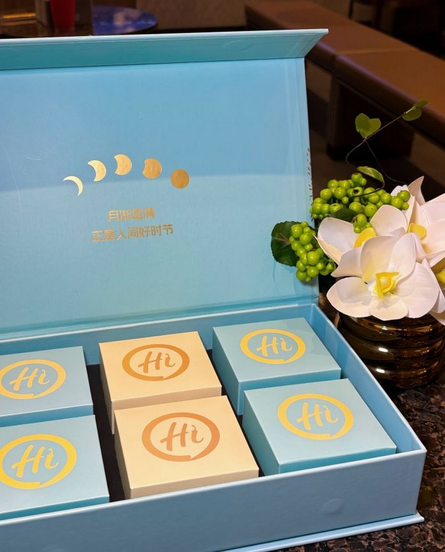 Haidilao-Yue-Lao-Yue-Yuan-Mid-Autumn-Mooncake-Gift-Box-Promotion-3 17 September 2026 onwards: Haidilao Yue Lao Yue Yuan Mid-Autumn Mooncake Gift Box Promotion – S$38 or 1,600 Points, Available at Participating Outlets