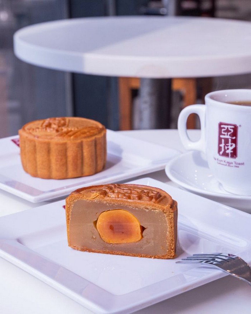 Ya-Kun-Kaya-Toast-Mid-Autumn-Traditional-Baked-Mooncake-Promotion-1 Now till 27 September 2026: Ya Kun Kaya Toast: Mid-Autumn Traditional Baked Mooncake Promotion Available at Participating Outlets Islandwide