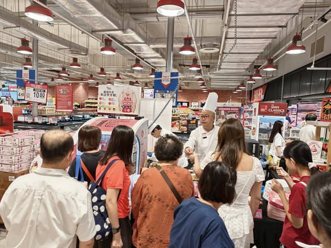 Kee-Song-Singapore-Sakura-Chicken-Promotion 31 October–1 November 2026: Kee Song Singapore Sakura Chicken Promotion at FairPrice Xtra Jurong Point – Free Gifts with Minimum Spend & Live Cooking Demonstration from 11am to 4pm