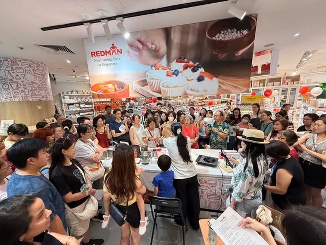 Phoon-Huat-Tiramisu-Live-Demonstration-Free-Sponge-Fingers-Promotion-2 1-31 October 2026: Phoon Huat: Tiramisu Live Demonstration & Free Sponge Fingers Promotion at RedMan Star Vista and Bukit Panjang Plaza