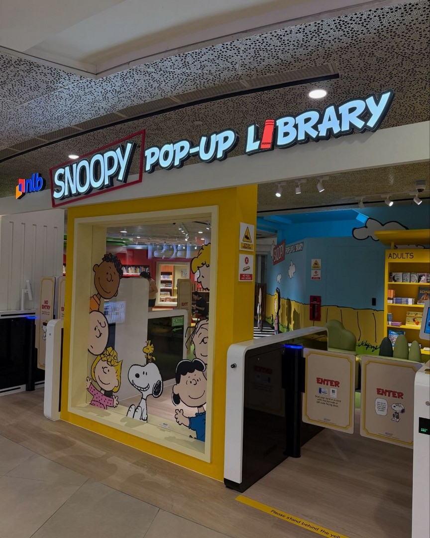 Snoopy-Pop-Up-Library-at-Plaza-Singapura-–-FREE-Personalised-Bookmarks-3 Now till 19 September 2027: Snoopy Pop-Up Library at Plaza Singapura – FREE Personalised Bookmarks, Nearly 10,000 Books, PEANUTS-Themed Photo Spots and Character Meet-and-Greets from 7–9 November 2026