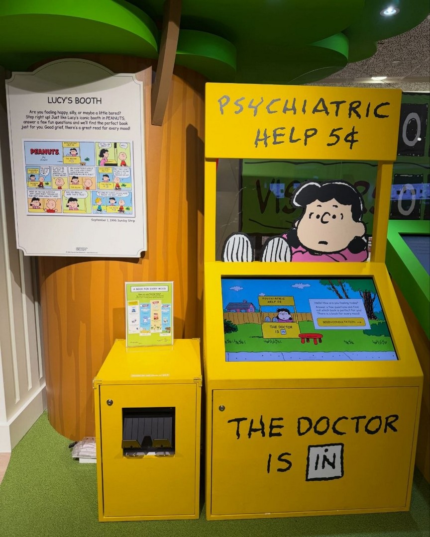 Snoopy-Pop-Up-Library-at-Plaza-Singapura-–-FREE-Personalised-Bookmarks-9 Now till 19 September 2027: Snoopy Pop-Up Library at Plaza Singapura – FREE Personalised Bookmarks, Nearly 10,000 Books, PEANUTS-Themed Photo Spots and Character Meet-and-Greets from 7–9 November 2026